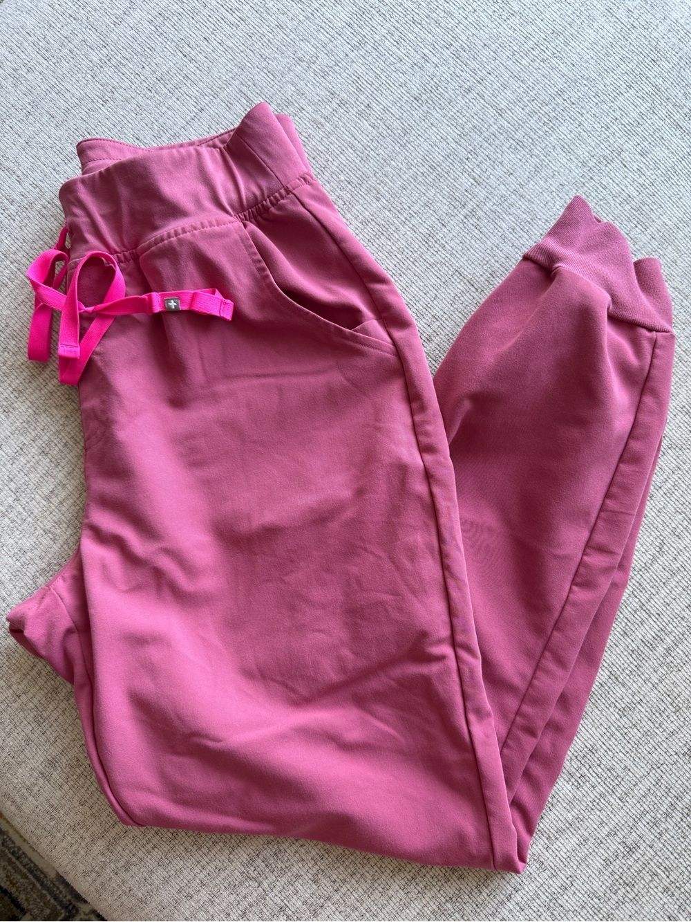 Figs M Rose Quartz High Waisted Zamora Jogger Scrub Pants